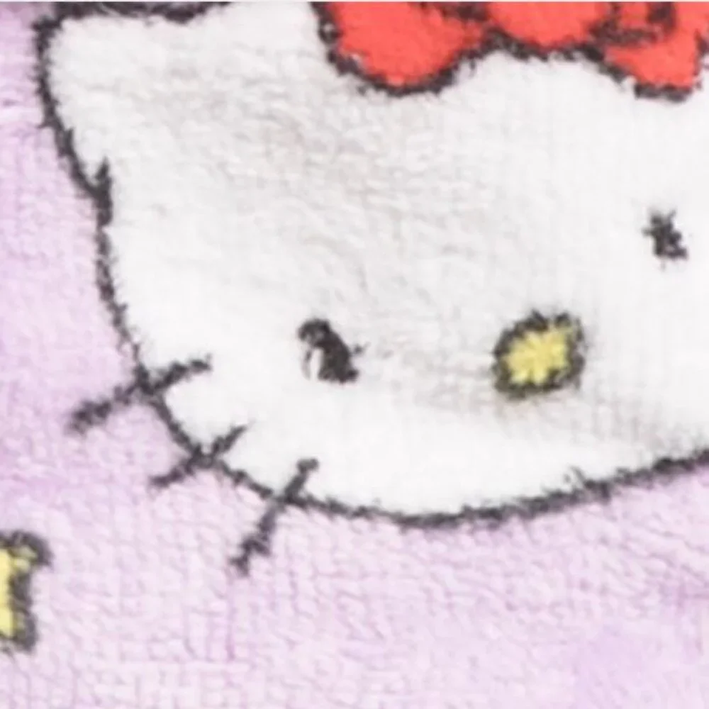 NWT HELLO KITTY Set Of 2 Candycane and Stars Hand Towels